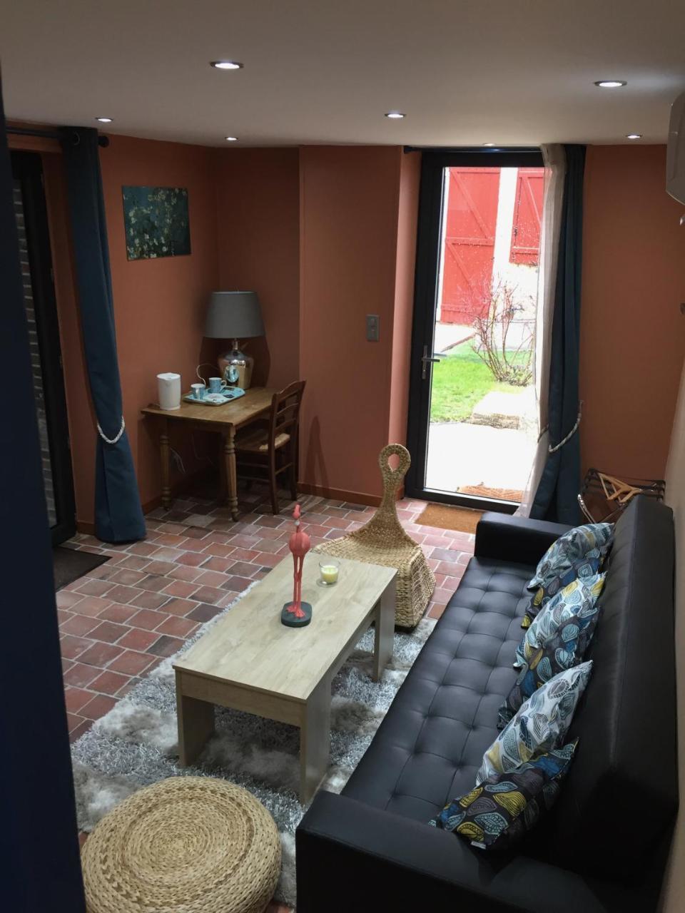 Le Rouge & Blanc Bed and Breakfast Saint-Maurice-le-Vieil Eksteriør billede
